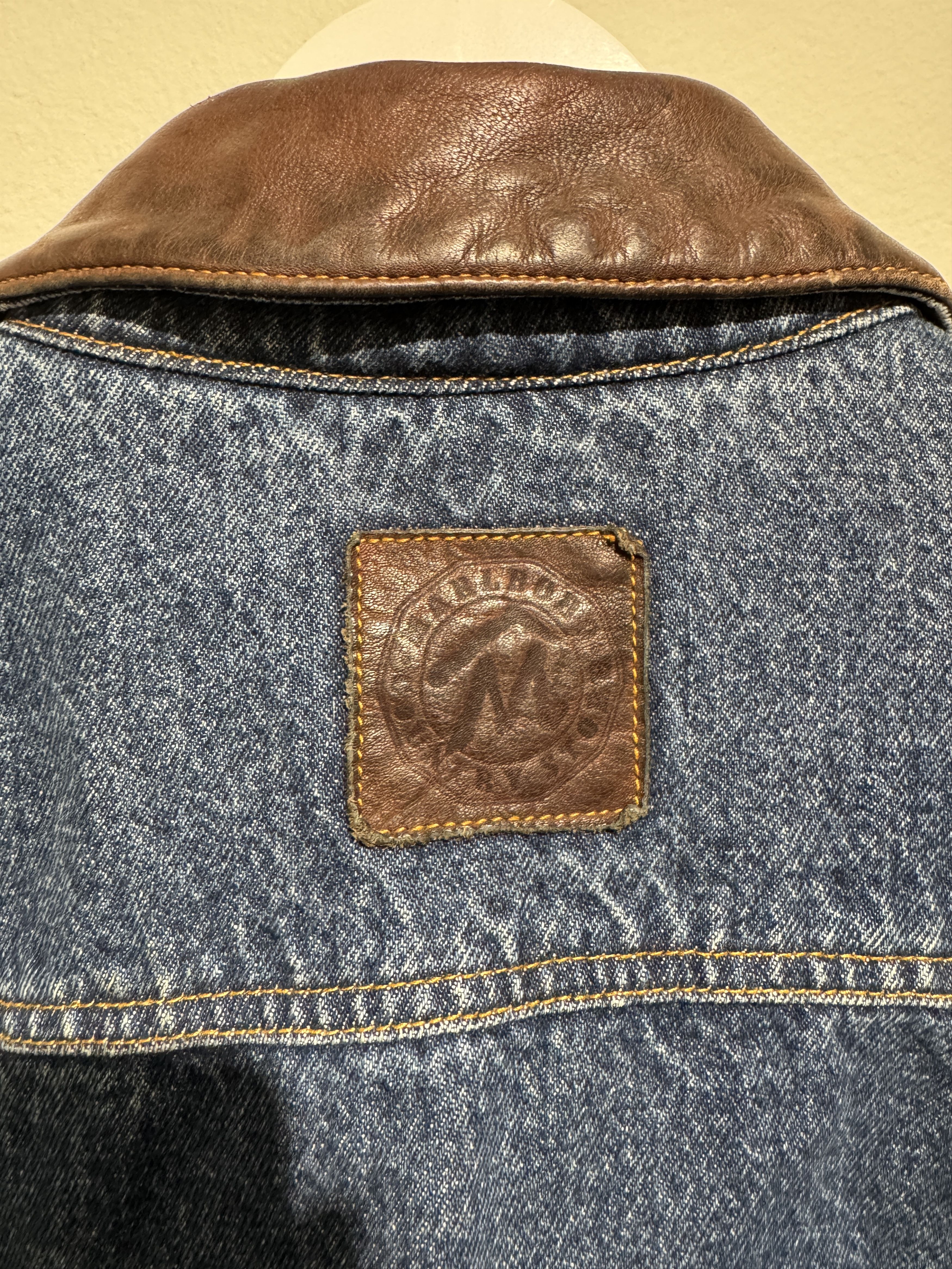 Marlboro Vintage Marlboro Country Store Denim Jacket & Leather Collar Size US M / EU 48-50 / 2 - 5 Thumbnail