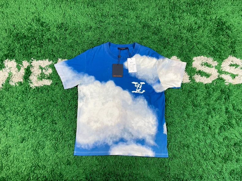 Louis Vuitton Louis Vuitton Blue sky and white clouds short sleeves Size US XL / EU 56 / 4 - 1 Thumbnail