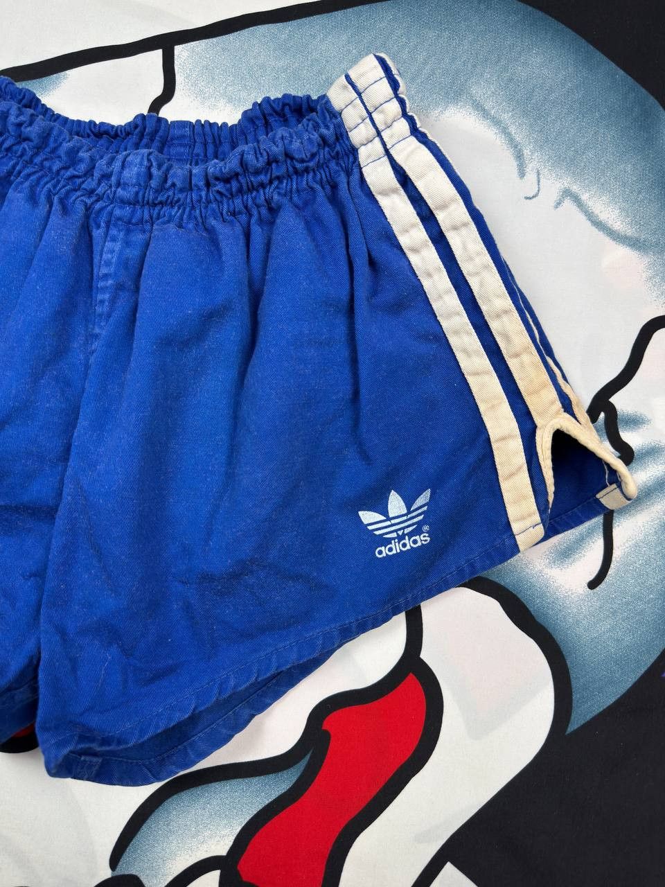 Adidas VINTAGE ADIDAS Jersey/Soccer SHORT MADE IN WEST GERMANY Size US 31 - 3 Thumbnail
