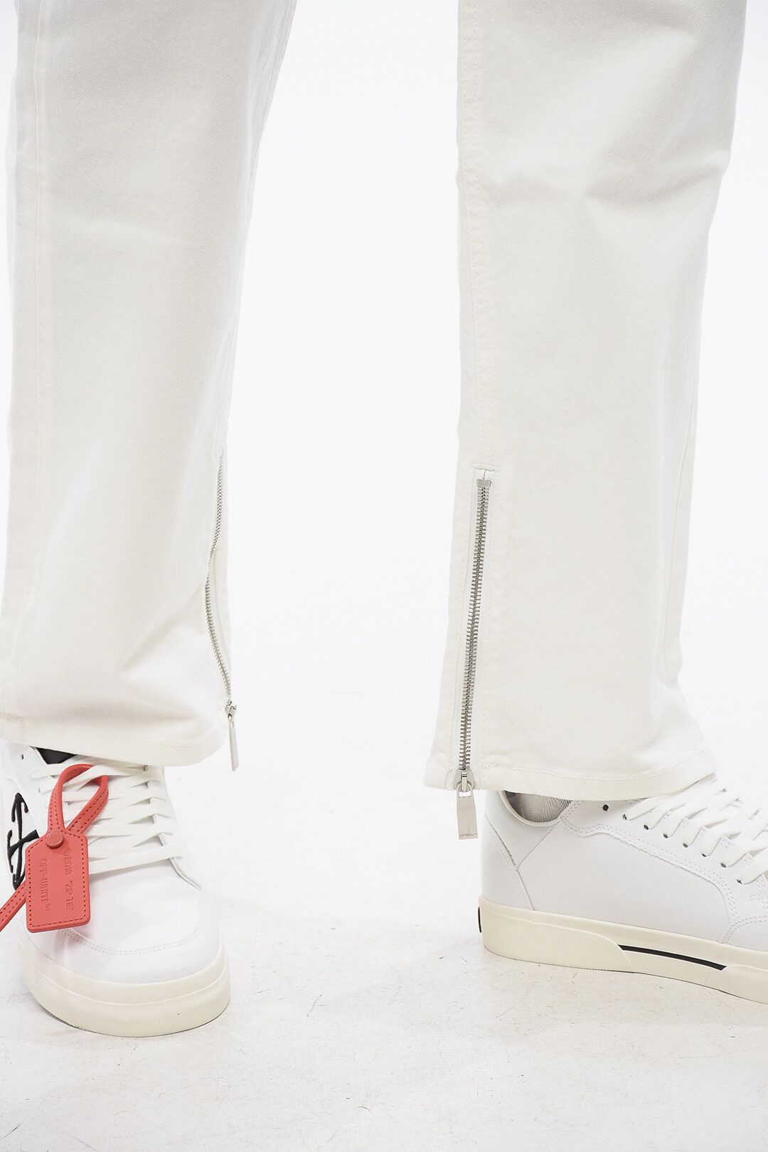 Off-White og1mm0525 Stretch Denim Jeans in White Size US 36 / EU 52 - 4 Thumbnail