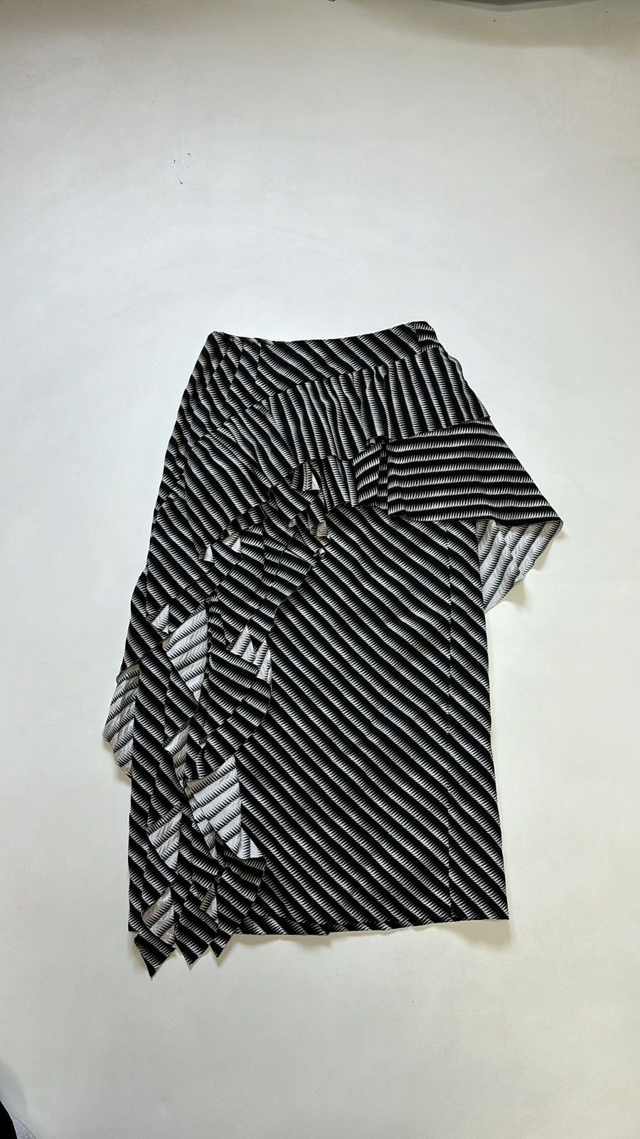 Dries Van Noten Dries van noten 'sandra' pleats skirt Size XS / US 0-2 / IT 36-38 - 2 Thumbnail