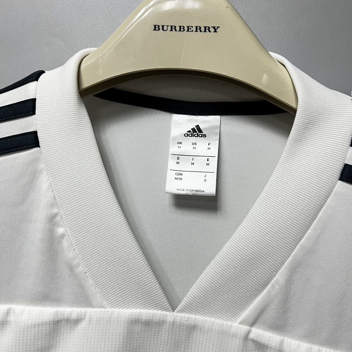Adidas Adidas F.C Real Madrid Long Sleeve T Shirt sweatshirt white Size US M / EU 48-50 / 2 - 4 Thumbnail