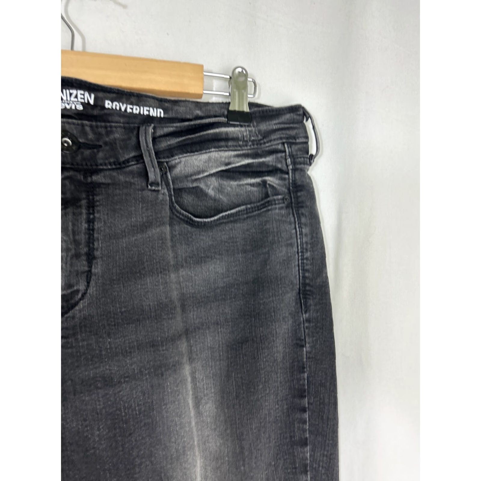 Denizen DENIZEN Women 34 Low Rise Distressed Black Skinny Jeans User: DENIZEN Women 34 Low Rise Distressed Black Skinny Jeans Size 24" / US 00 / IT 34 - 5 Thumbnail