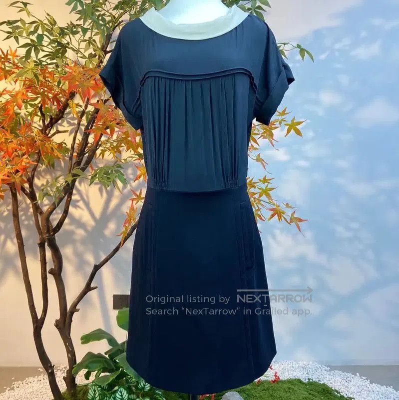 Miu Miu Miu Miu Navy Wool Dress Size L . Size L / US 10 / IT 46 - 1 Thumbnail
