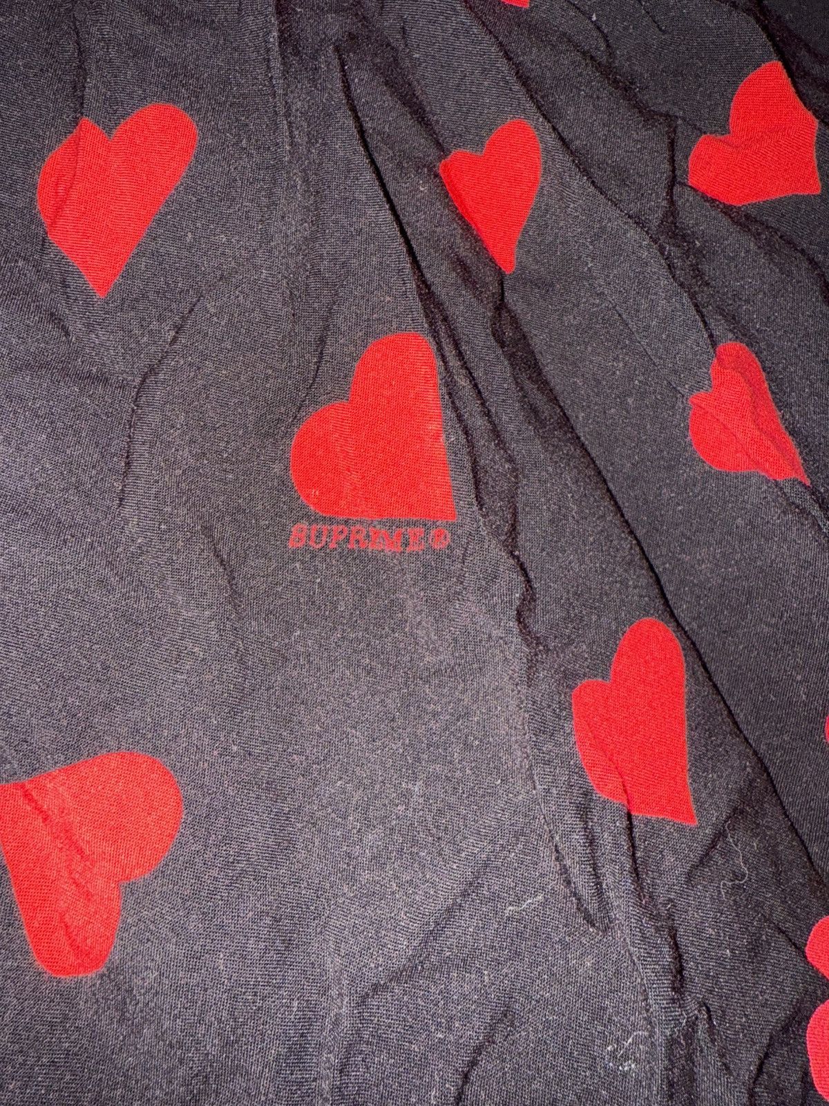 Supreme SUPREME SS17 HEARTS RAYON BUTTON UP Size US M / EU 48-50 / 2 - 5 Thumbnail