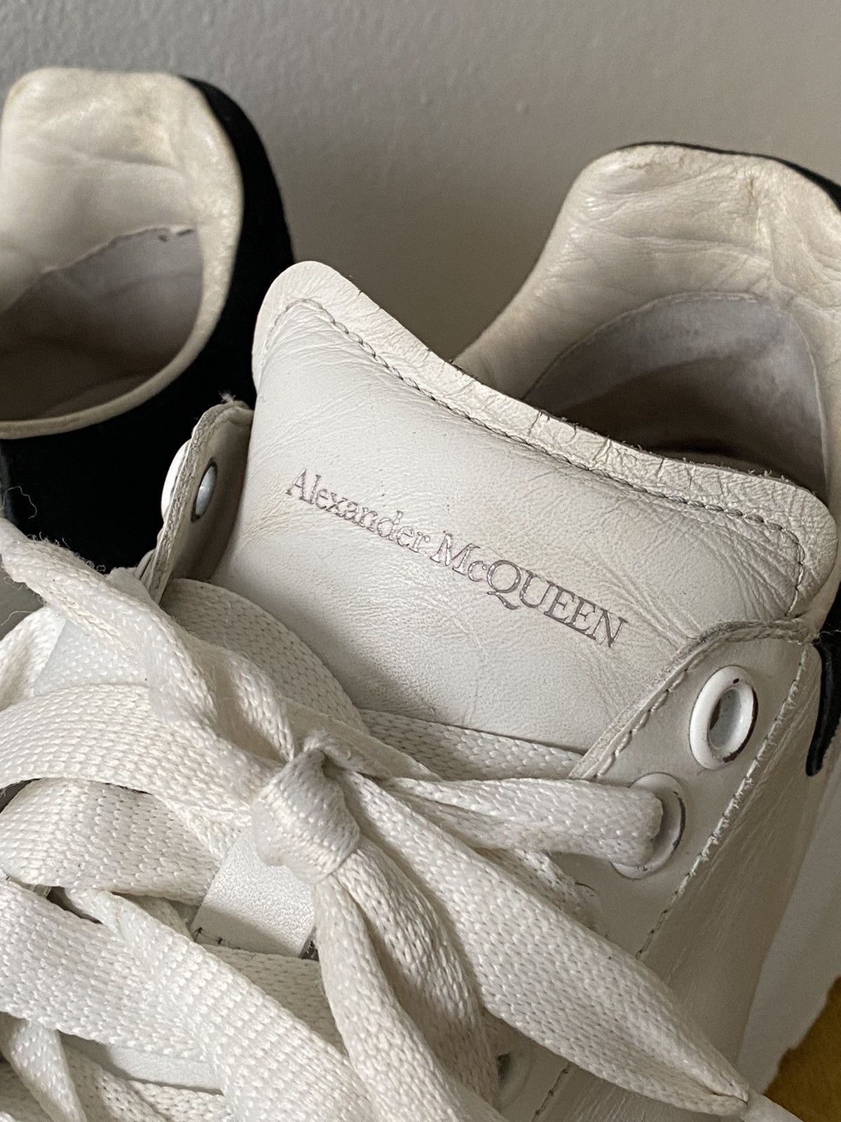 Alexander McQueen Alexander mcqueen court sneakers 37 1/2 Size US 7.5 / IT 37.5 - 2 Thumbnail