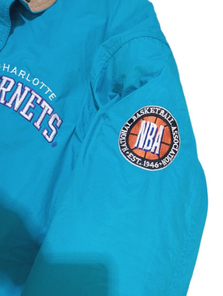 Starter Starter Jacket Charlotte Hornets NBA Retro Vintage HORNETS Size US M / EU 48-50 / 2 - 5 Thumbnail