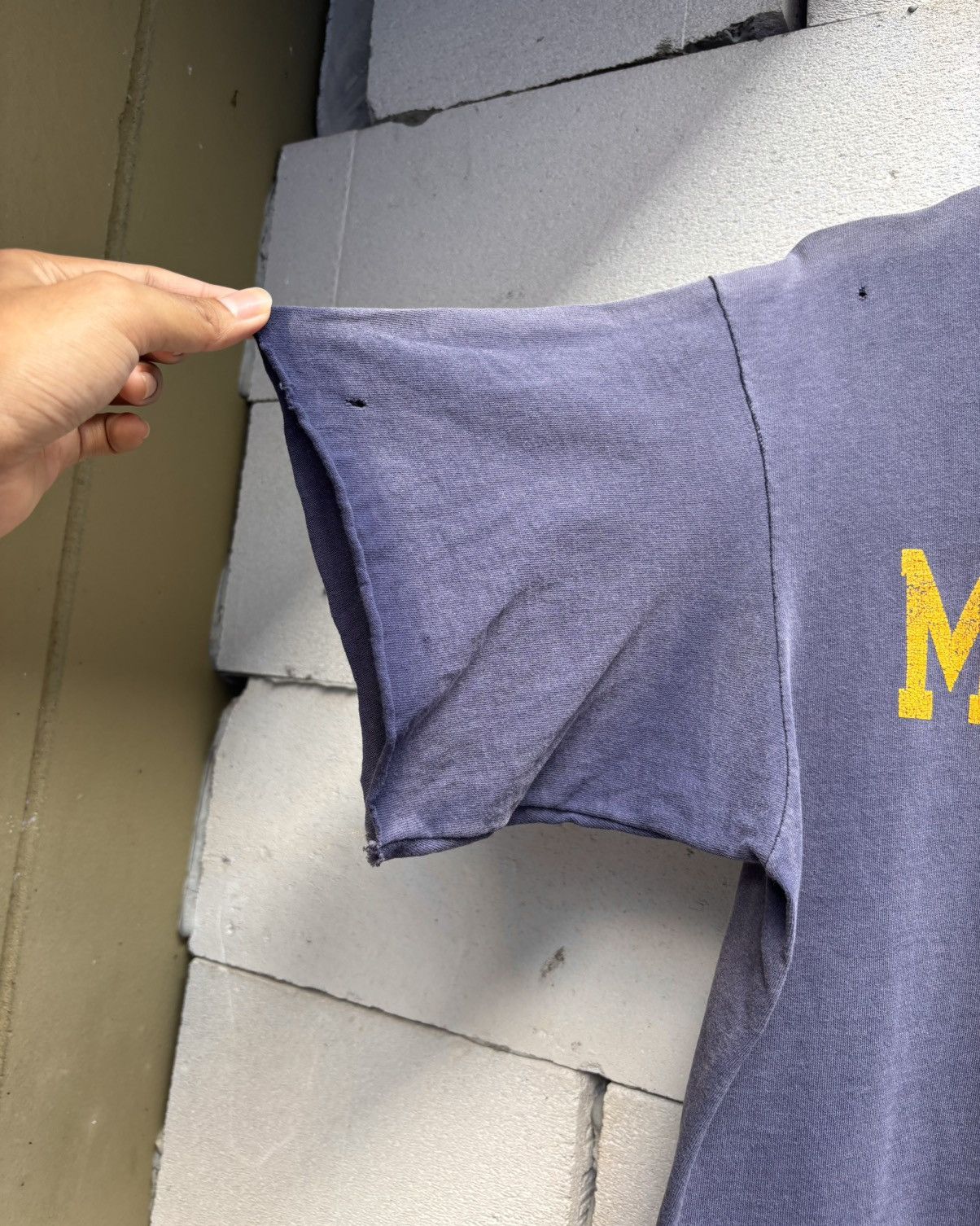 Vintage Thrashed MICHIGAN Sun Faded Tee Shirt Distressed ERD Size US XL / EU 56 / 4 - 14 Thumbnail