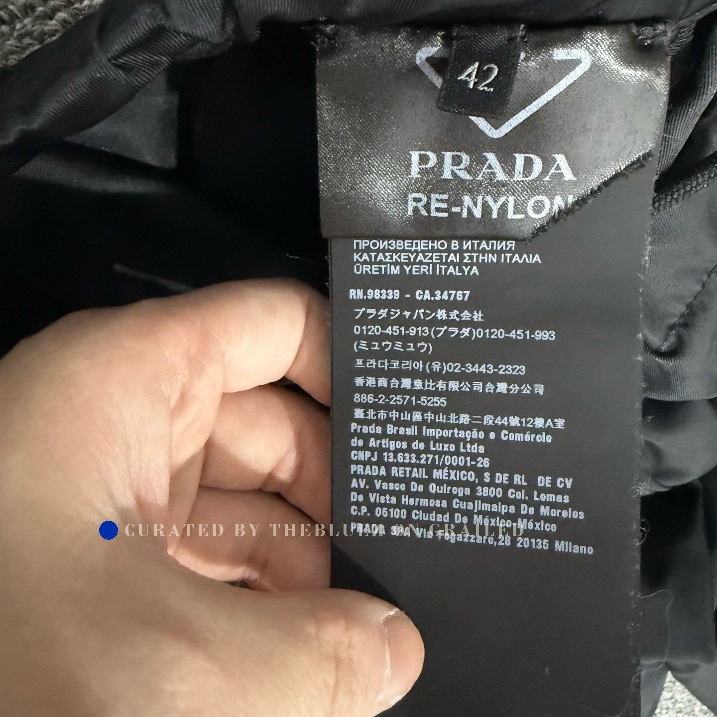 Prada Prada Triangle Logo Zip Hem Recycled Nylon Pants Size US 26 / EU 42 - 4 Thumbnail