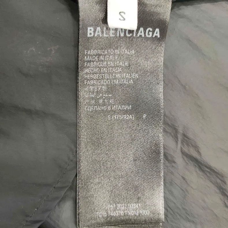 Balenciaga Balenciaga Black Long Sleeve Shirt Size US S / EU 44-46 / 1 - 4 Thumbnail