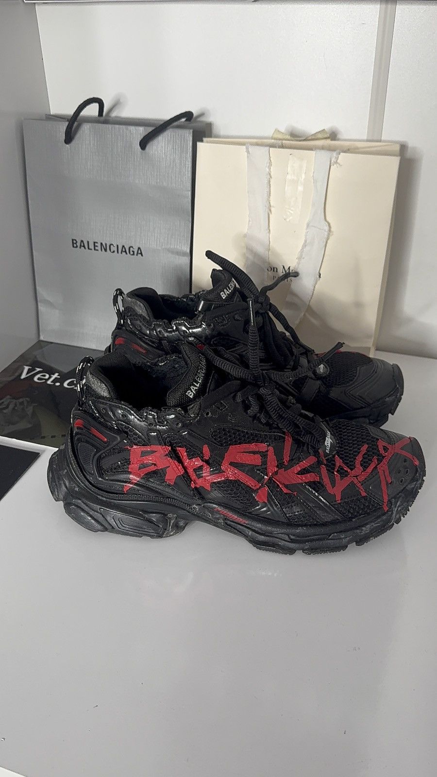Balenciaga ✅ Balenciaga Runner 1 Graffiti Black Red Faded 42 Size US 9.5 / EU 42-43 - 1 Thumbnail