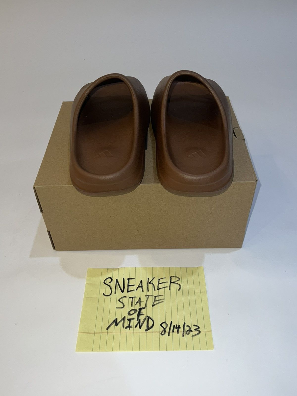 Adidas × Kanye West BRAND NEW YEEZY SLIDE FLAX SIZE 9 IN HAND FAST SHIPPING!! Size US 9 / EU 42 - 2 Thumbnail