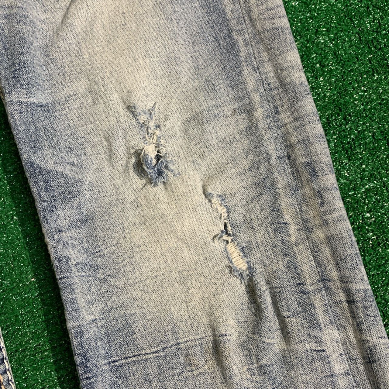 Rock Revival Crazy Y2K Thrashed Rock Revival Light Wash Jeans Size 36 Size US 36 / EU 52 - 7 Thumbnail