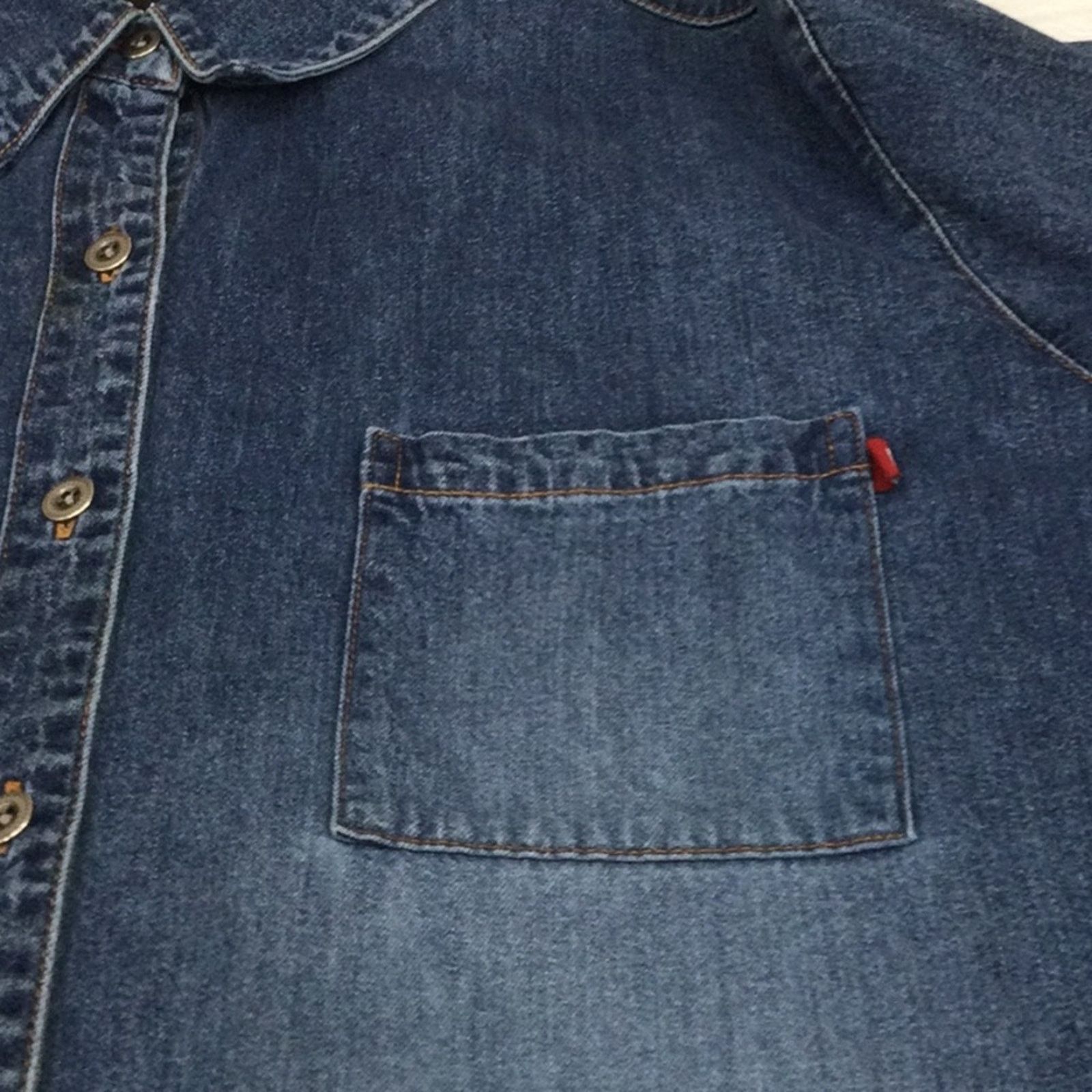 Chicos Chico’s Denim Pocket Full Button Front Shirt Size 2/L/12 Size L / US 10 / IT 46 - 13 Thumbnail