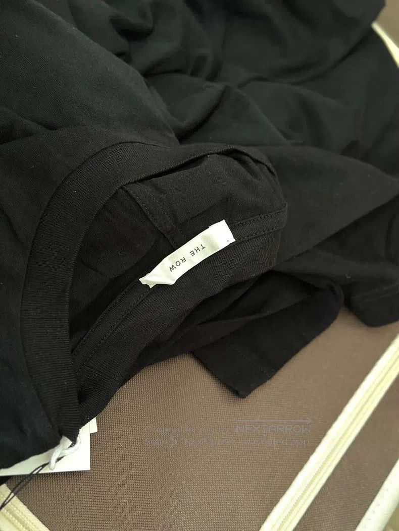 The Row The Row Black round neck and long sleeves Size M / US 6-8 / IT 42-44 - 2 Thumbnail