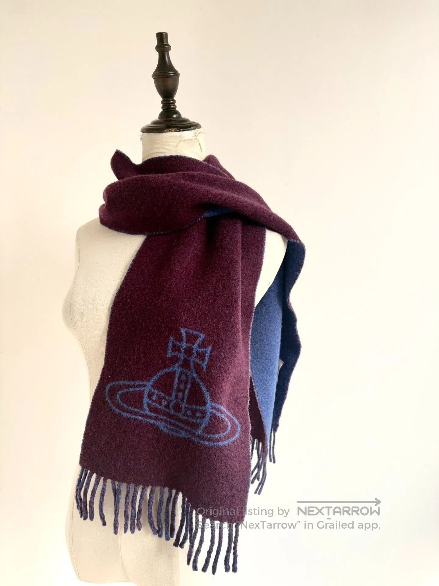 Vivienne Westwood Vivienne Westwood Saturn Logo Scarf. Size ONE SIZE - 3 Thumbnail