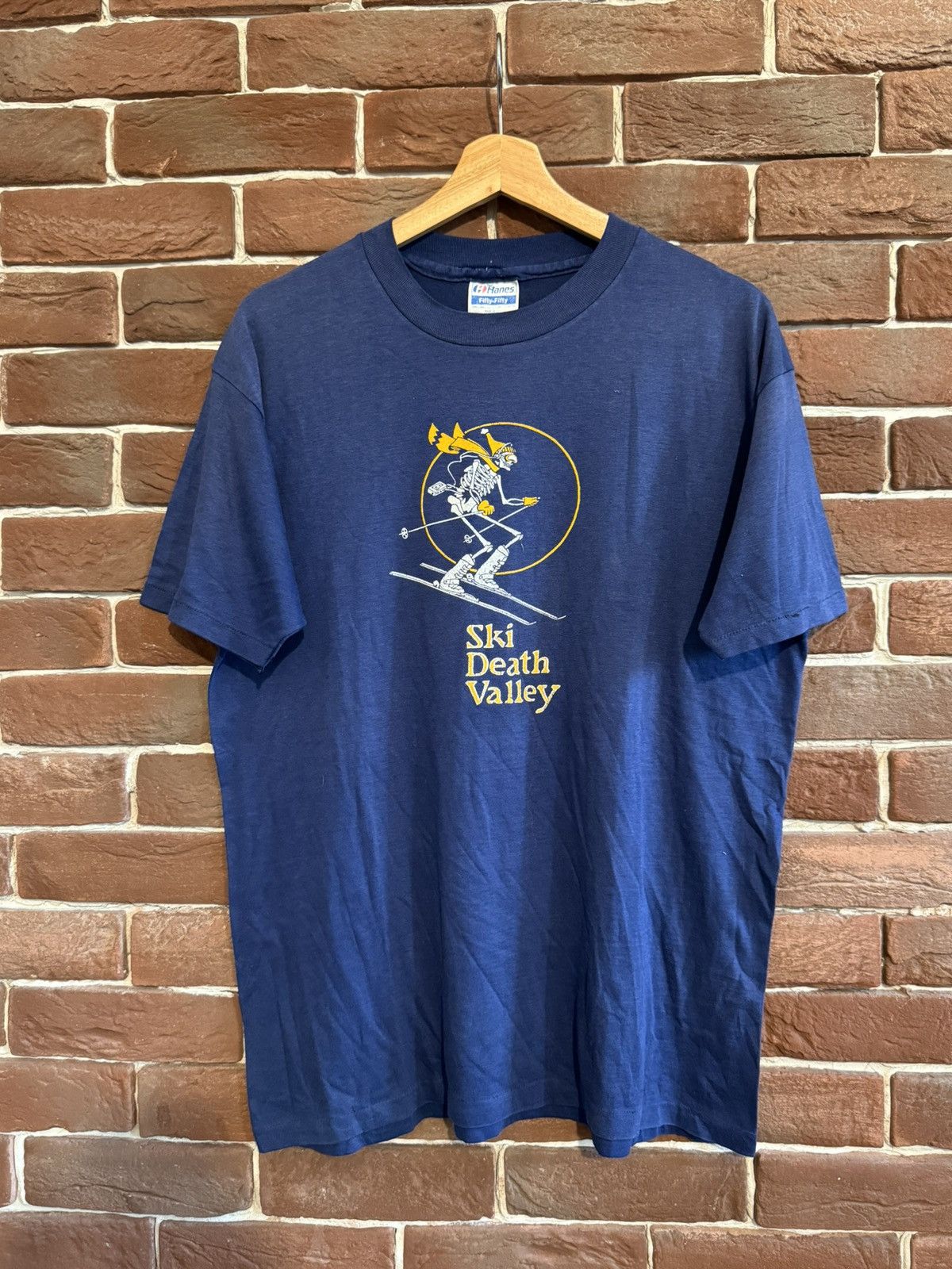 Vintage Rare Vintage 80s Ski Death Valley Skeleton Art Tee Shirt XL Size US XL / EU 56 / 4 - 1 Thumbnail