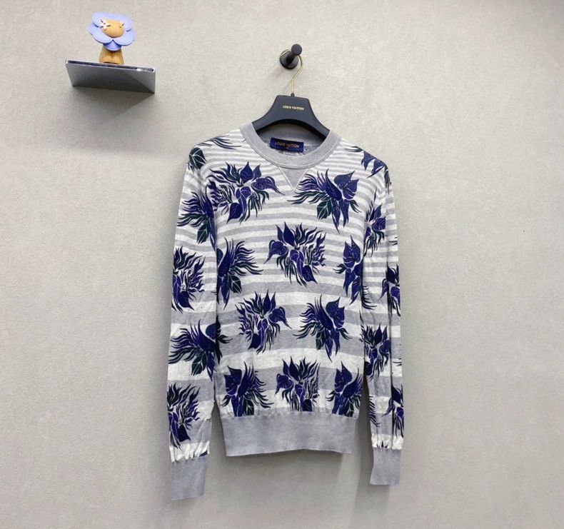 Louis Vuitton Louis Vuitton Grey striped sweater 2503-Nextarrow Size US S / EU 44-46 / 1 - 3 Thumbnail