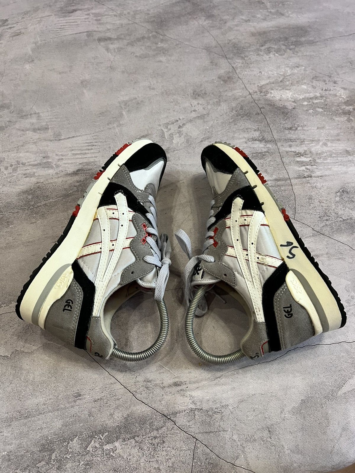 Asics Vintage Asics Running Shoes TN05 80s Men’s 8 Made in Korea Size US 8 / EU 41 - 4 Thumbnail