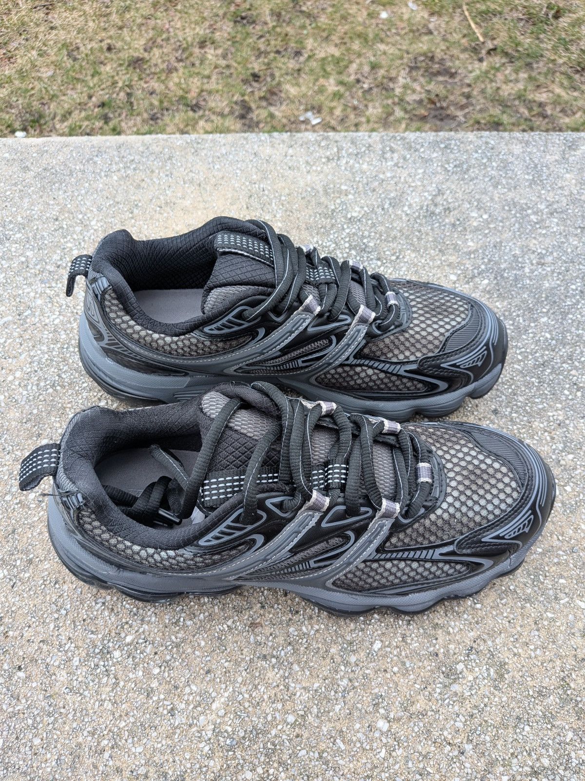 Zara CHUNKY SOLE TRAINERS Size US 9 / EU 42 - 3 Thumbnail