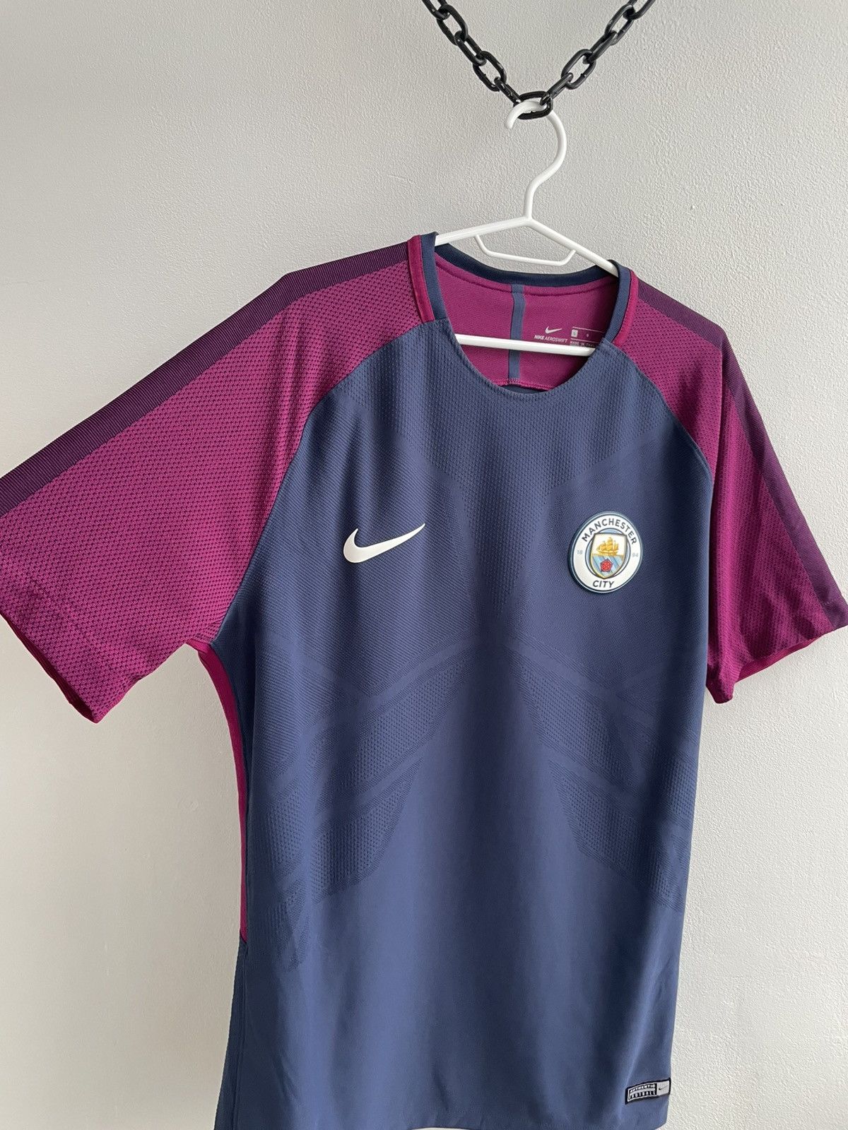 Nike MANCHESTER CITY PLAYER ISSUE 2017 2018 SHIRT JERSEY AEROSWIF Size US L / EU 52-54 / 3 - 3 Thumbnail