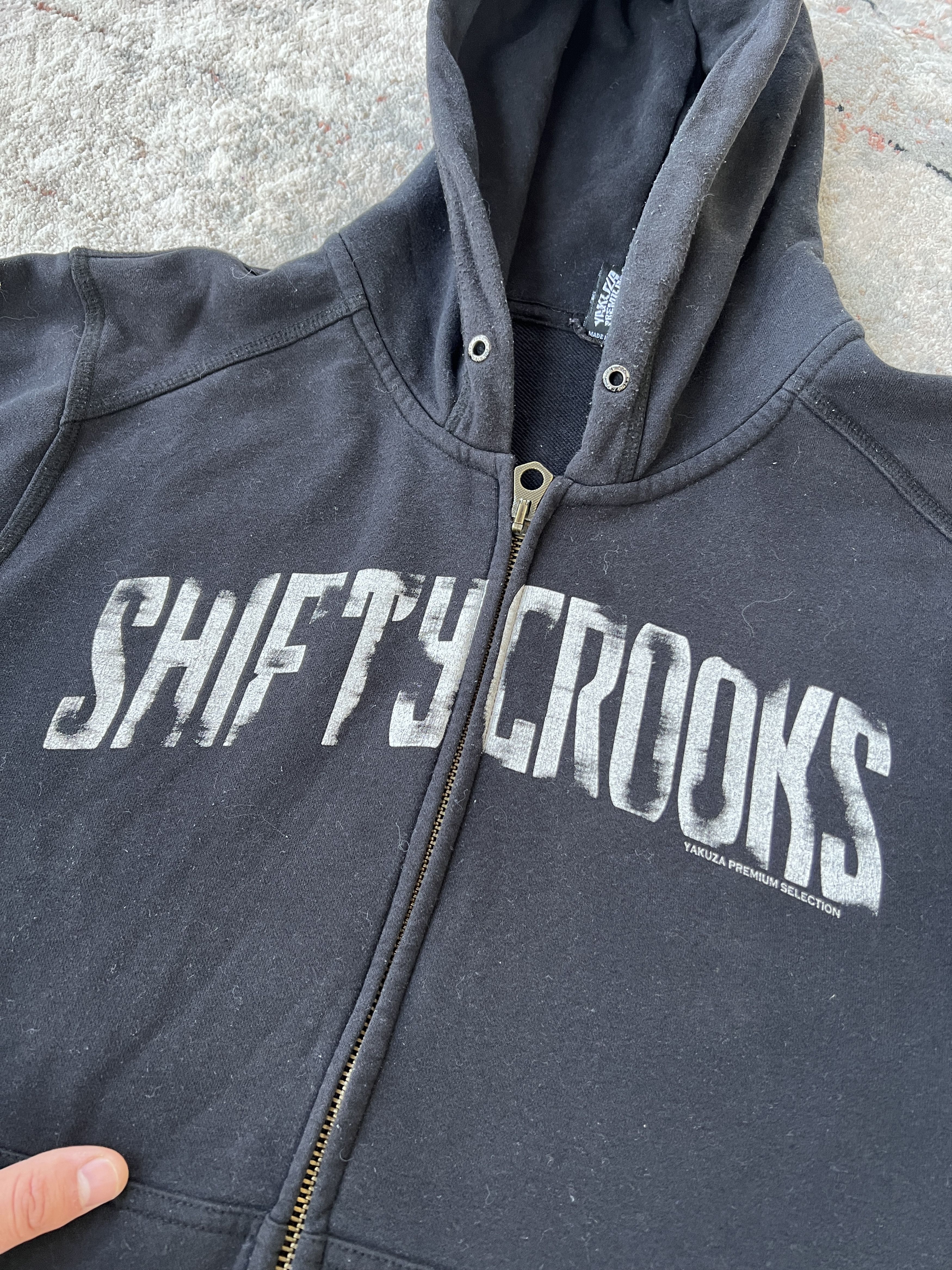 Japanese Brand Yakuza Premium Selection Shifty Crooks Zip hoodie Size US XL / EU 56 / 4 - 3 Thumbnail