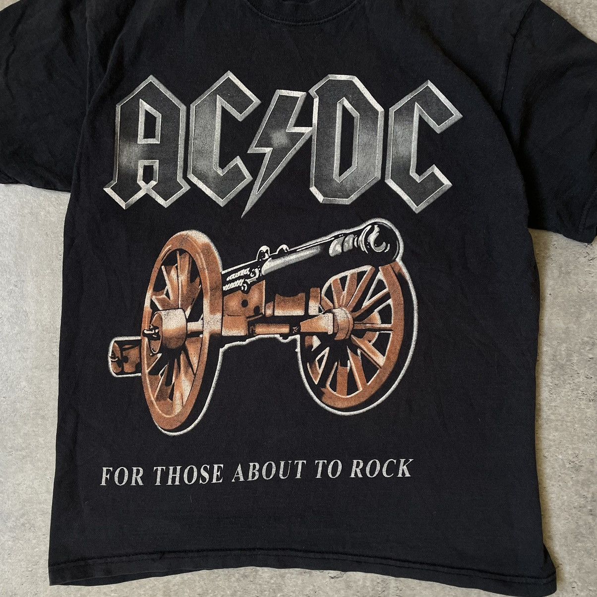 AC/DC × Band Tees × Vintage Vintage 90s Ac/Dc For Those About To Rock Shirt Size US M / EU 48-50 / 2 - 2 Thumbnail