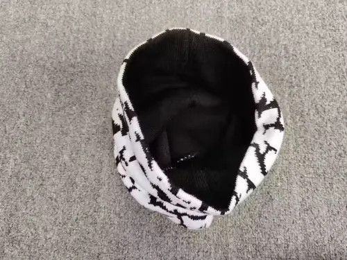 Other Brain Pattern All Over Graphic No Cuff Beanie Hat White Size ONE SIZE - 4 Thumbnail