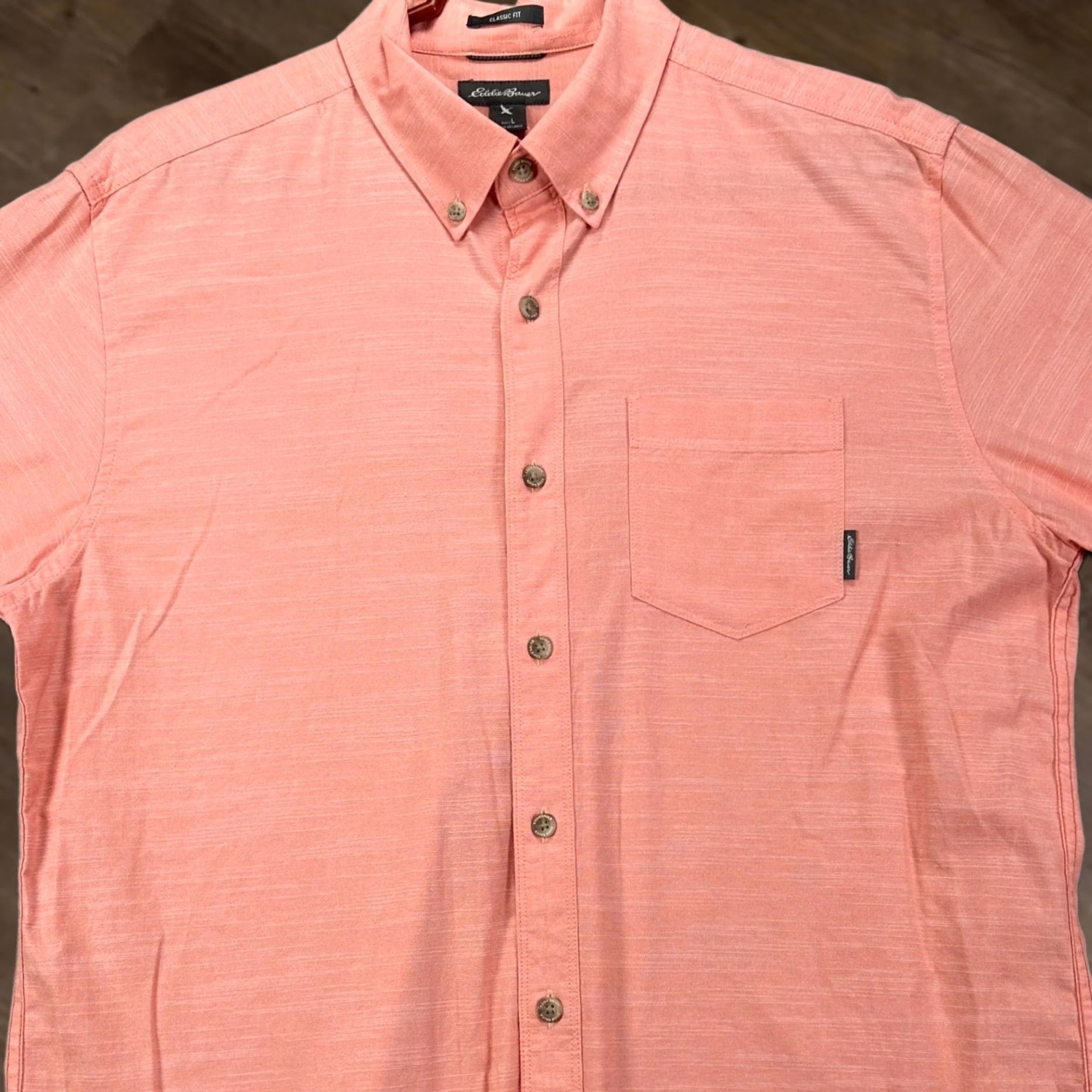 Eddie Bauer Eddie Bauer Button-Down Shirt Mens Large Peach Pocket Lightweight Classic Fit Shirt Size US L / EU 52-54 / 3 - 1 Thumbnail