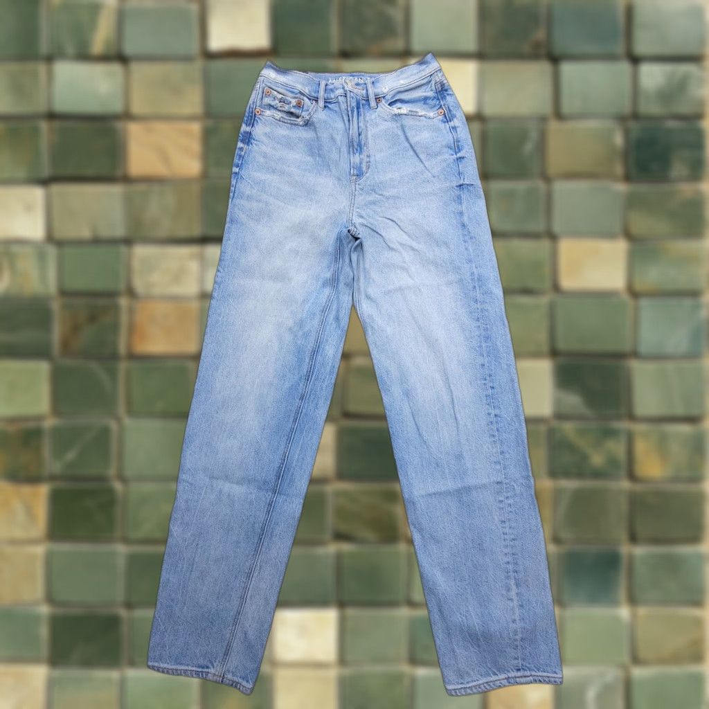 American Eagle Outfitters American Eagle Outfitters Baggy Jeans Size 0 Blue Rigid Cotton Denim High Rise Straight Women Size 25" / US 0 / IT 36 - 1 Thumbnail