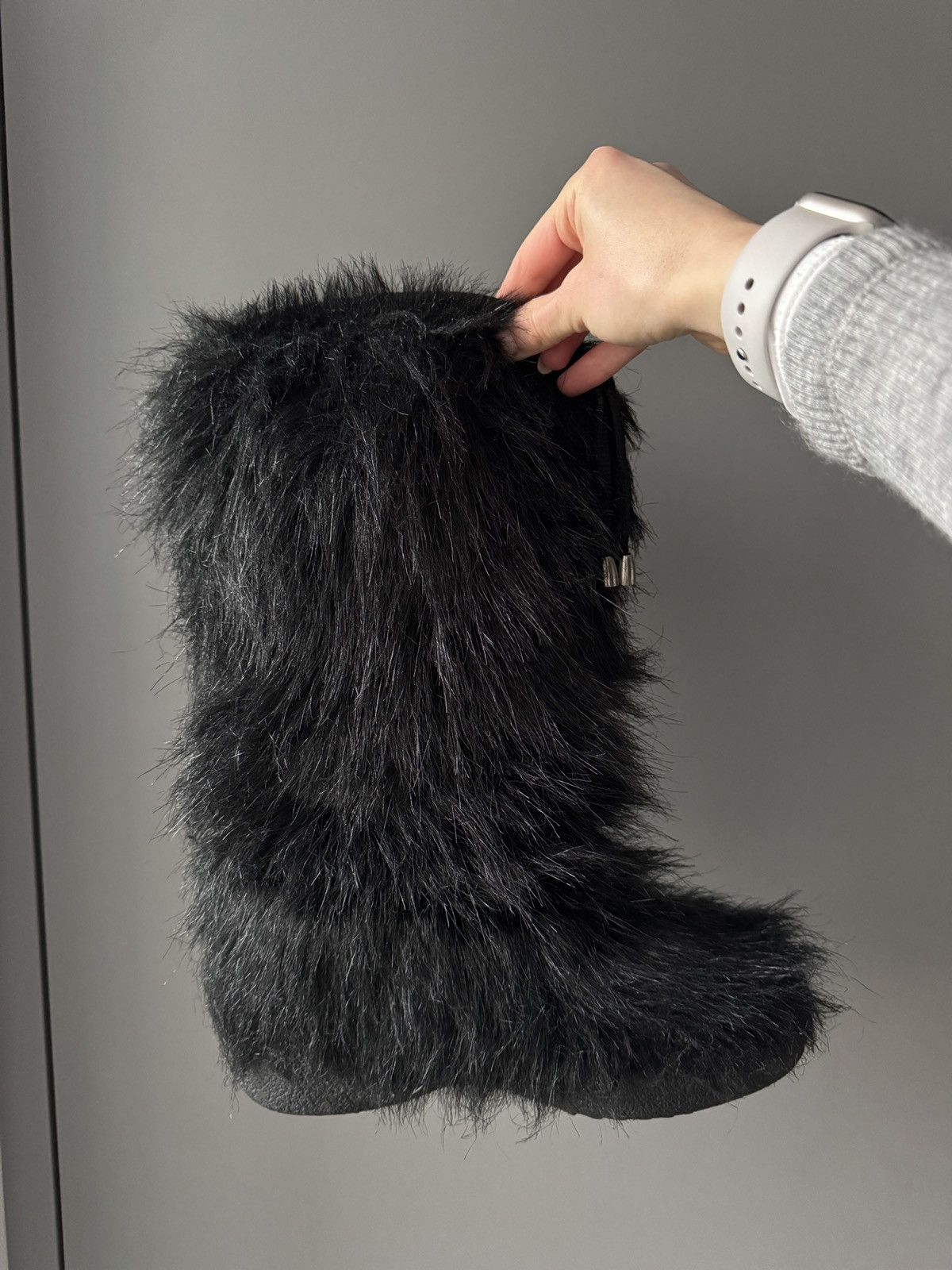 Vintage DOLOMITE GOAT HAIR WOOL LINED YETI FUR BOOTS