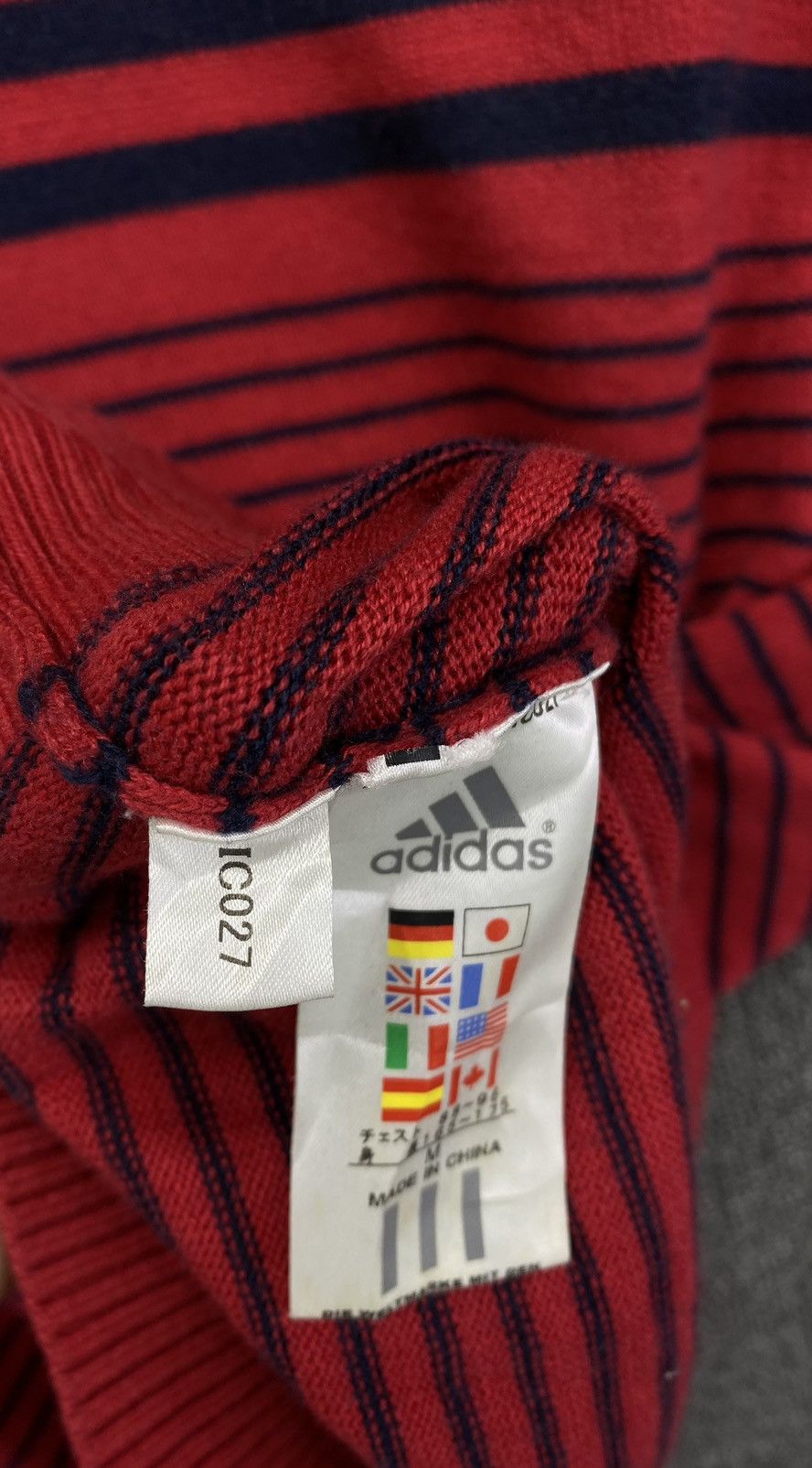 Adidas Vintage Adidas Stripes Red Tank Top Vest Size US M / EU 48-50 / 2 - 6 Thumbnail