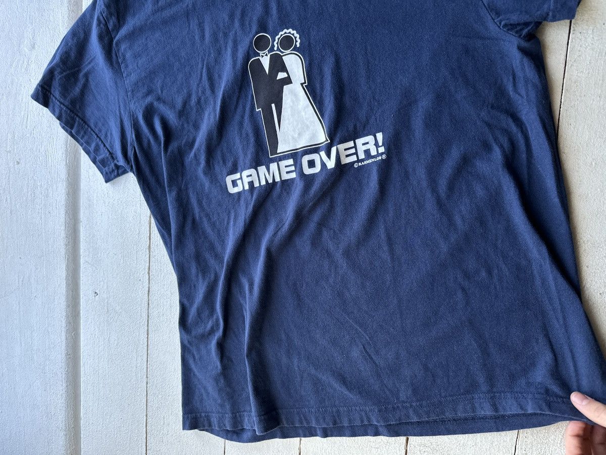 Vintage HUMOR 🚨 GAME OVER WEDDING BIG LOGO BOXY VNTG TEE Size US L / EU 52-54 / 3 - 3 Thumbnail