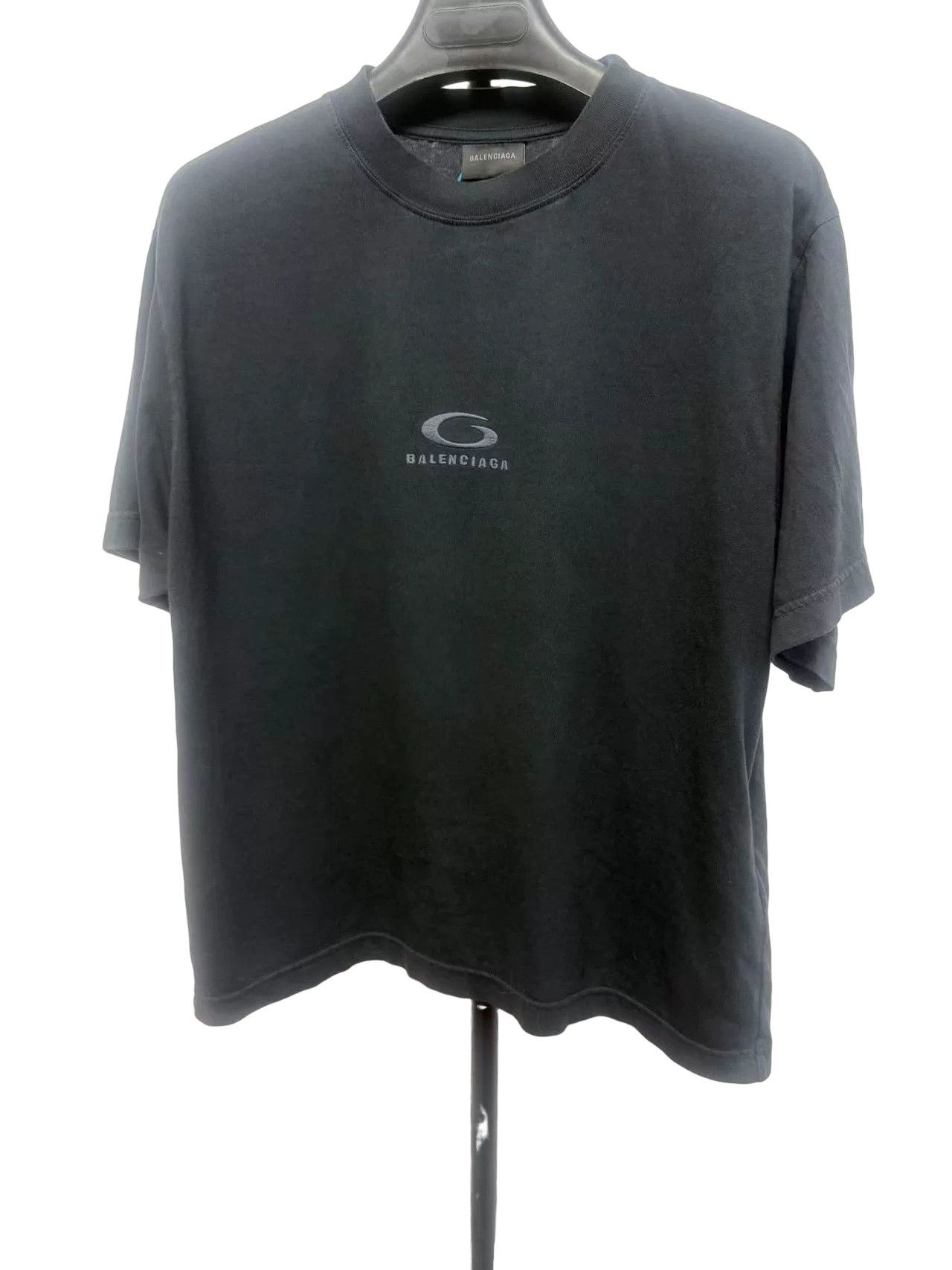 Balenciaga Balenciaga Embroidered Logo T-Shirt Black S Size US S / EU 44-46 / 1 - 1 Thumbnail