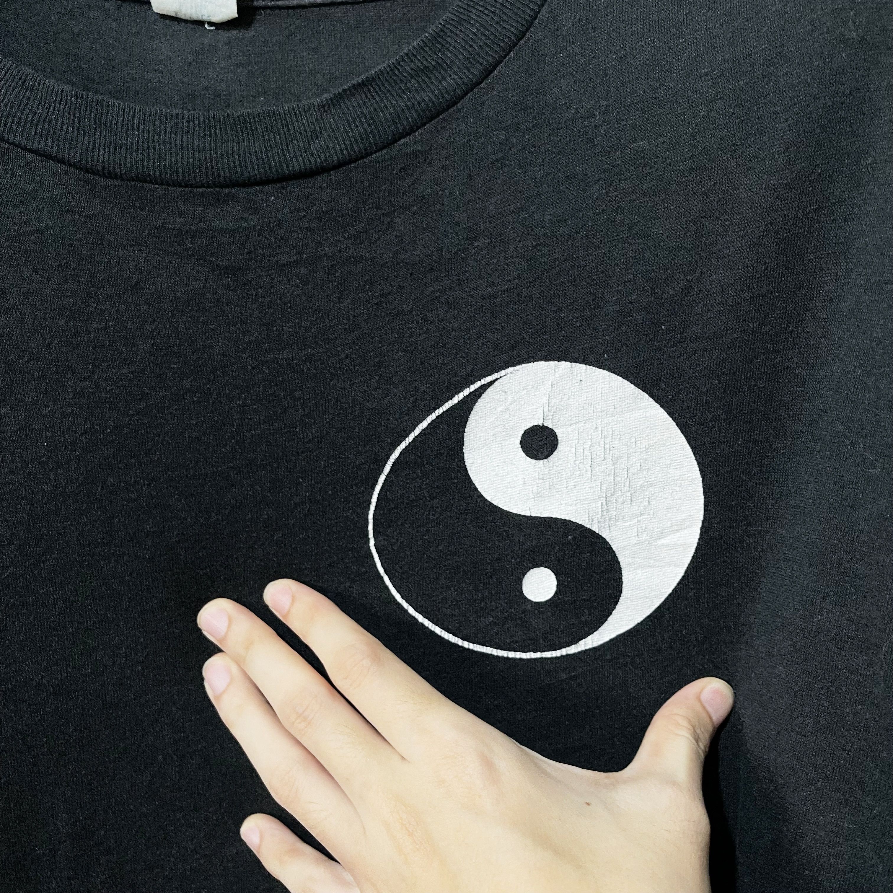 Vintage Vintage 90s Yin and yang Shirt Size US XL / EU 56 / 4 - 2 Thumbnail
