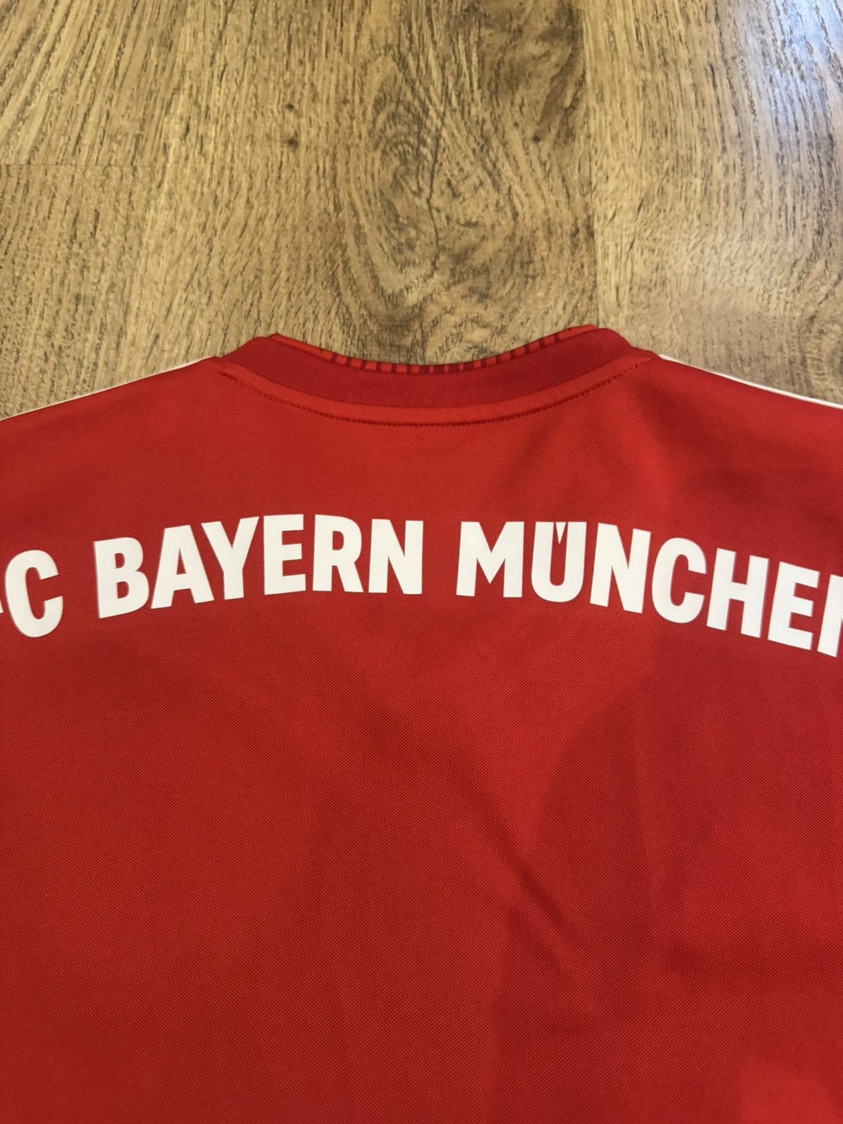 Adidas BAYERN MÜNICH 2018 2019 HOME FOOTBAL SHIRT ADIDAS SIZE M Size US M / EU 48-50 / 2 - 14 Thumbnail