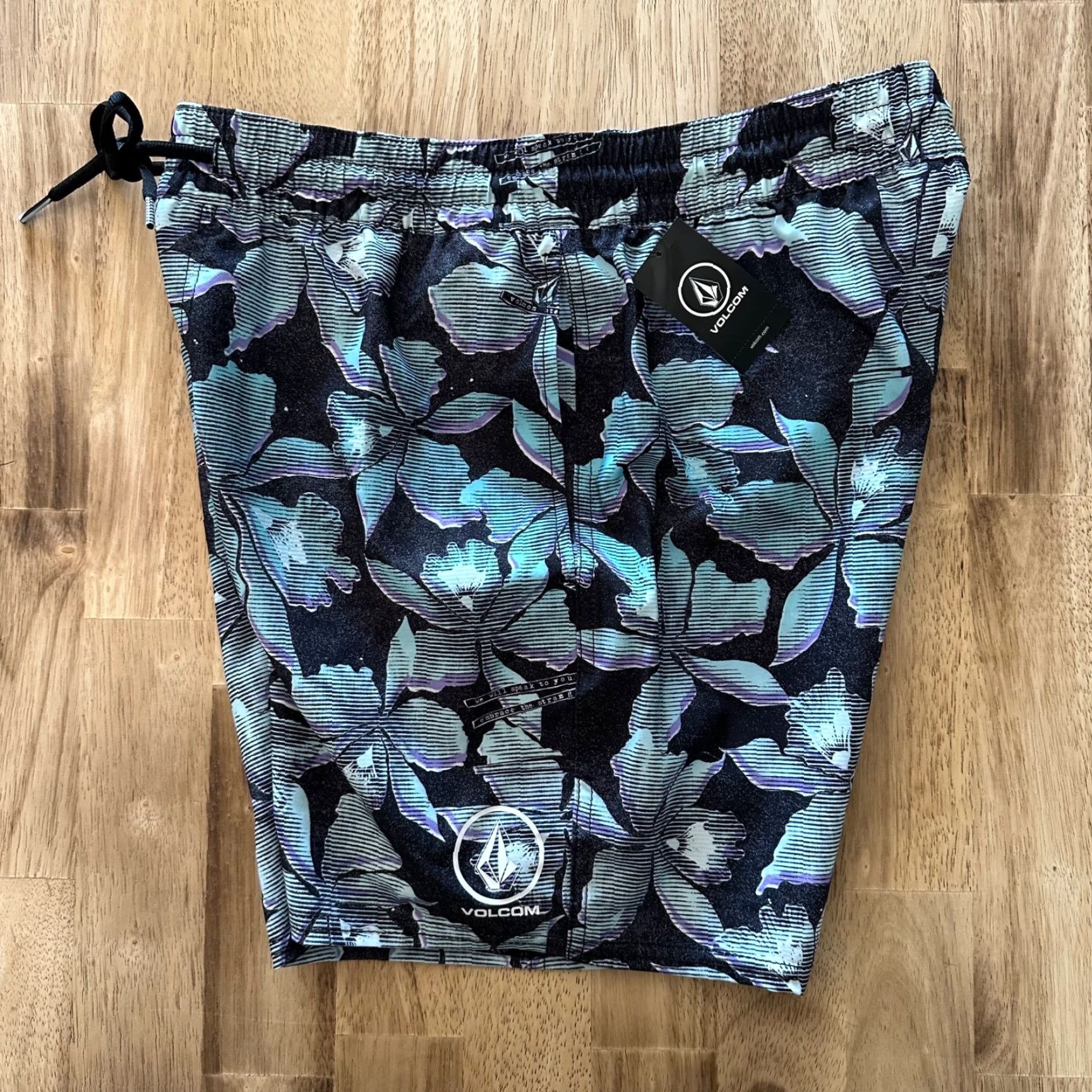 Volcom Volcom Manic Trunk Solid Board Shorts 17” Mens Size S Multicolor Trunks Mens Size US 29 - 5 Thumbnail