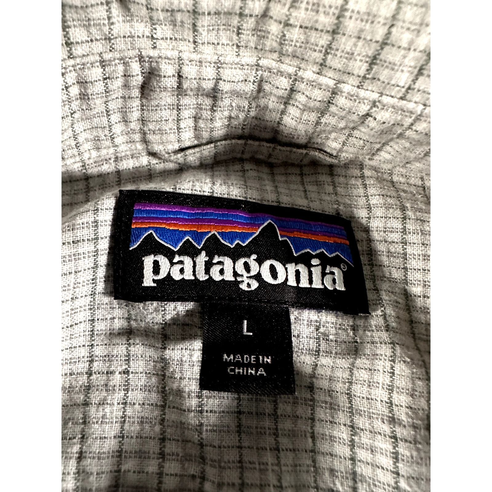 Patagonia Patagonia Men's Back Step White Green Striped Shirt Sz Large Size US L / EU 52-54 / 3 - 6 Thumbnail