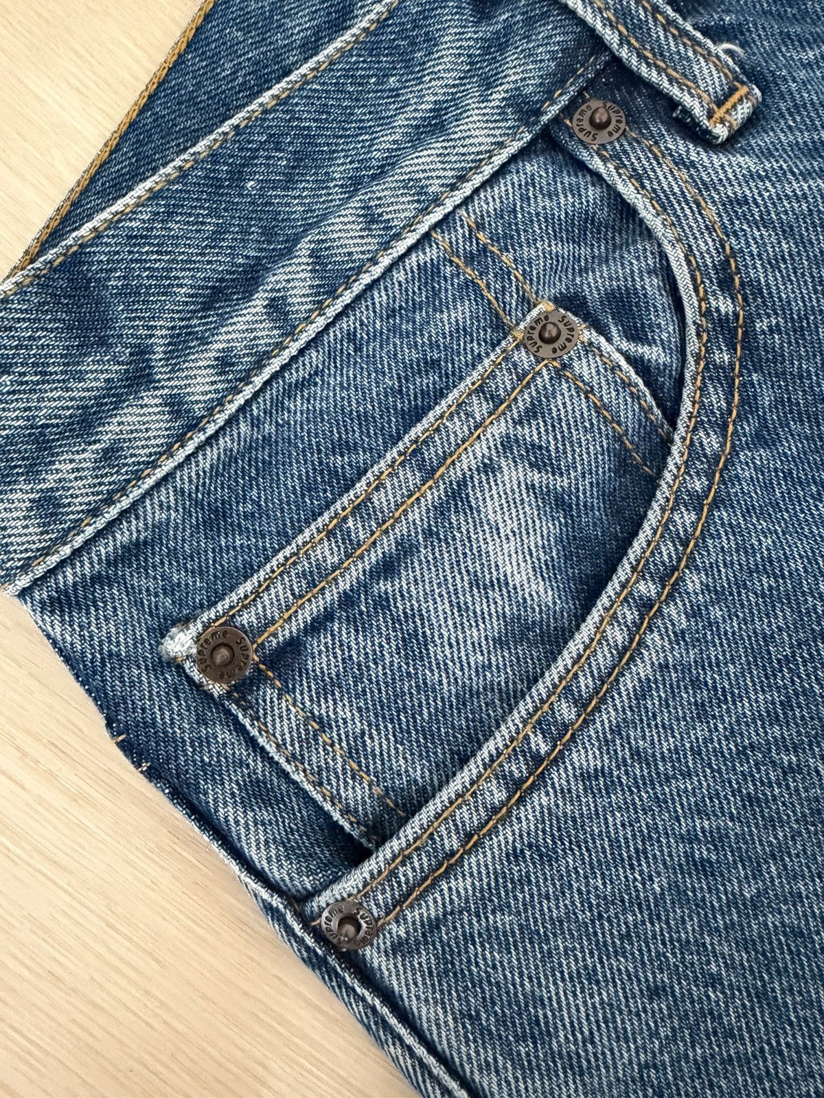 Supreme Supreme FW24 Regular Jean Washed Indigo Size US 32 / EU 48 - 3 Thumbnail