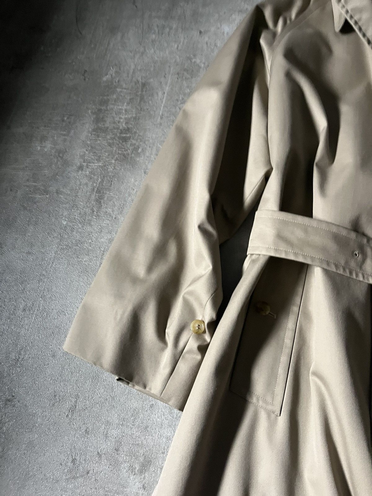 Burberry Burberrys vintage trench coat beige rare grail nova checked Size US L / EU 52-54 / 3 - 4 Thumbnail