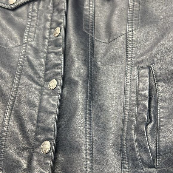 Levi's Levis Womens Faux Leather Jacket With Sherpa Lining Button F Size M / US 6-8 / IT 42-44 - 9 Thumbnail