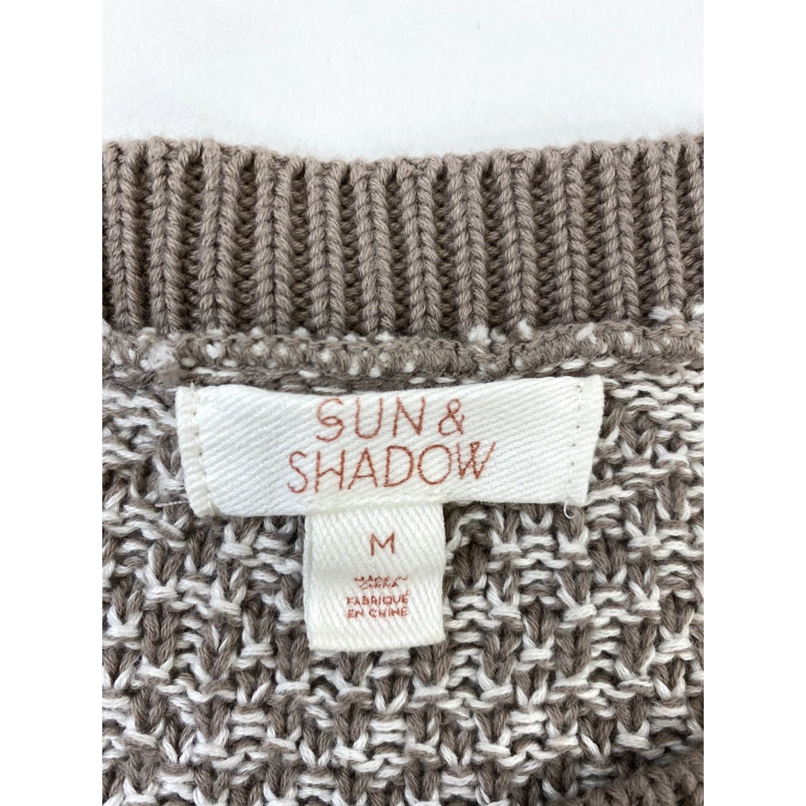 Vintage Sun & Shadow Sweater Womens Medium Tan White Knit Beige Pullover Tunic Size M / US 6-8 / IT 42-44 - 5 Thumbnail