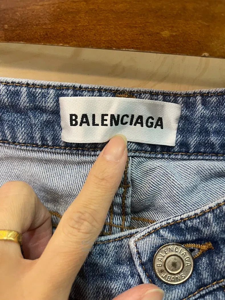 Balenciaga Balenciaga Flared Blue Denim Jeans Size 28" / US 6 / IT 42 - 3 Thumbnail