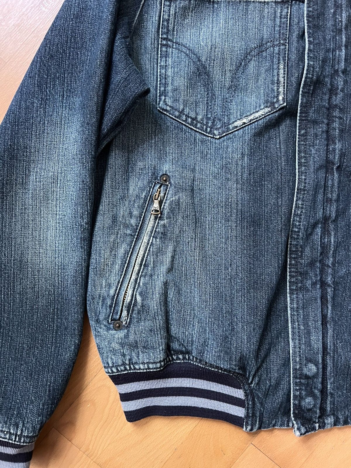 Dolce & Gabbana 2000s Dolce & Gabbana denim bomber jacket Size US L / EU 52-54 / 3 - 3 Thumbnail