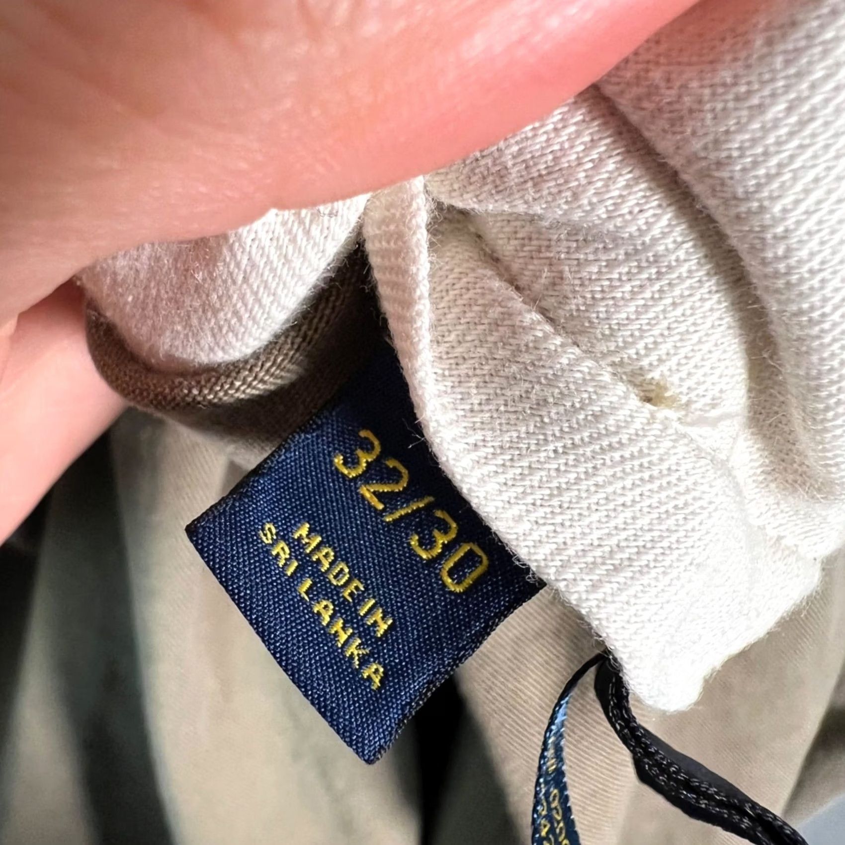 Polo Ralph Lauren Polo Ralph Lauren Mens Chino Pants 32x28 Classic Fit Khaki 100% Cotton Beige Straight Front Pockets Slit Pocket Size US XS / EU 42 / 0 - 5 Thumbnail