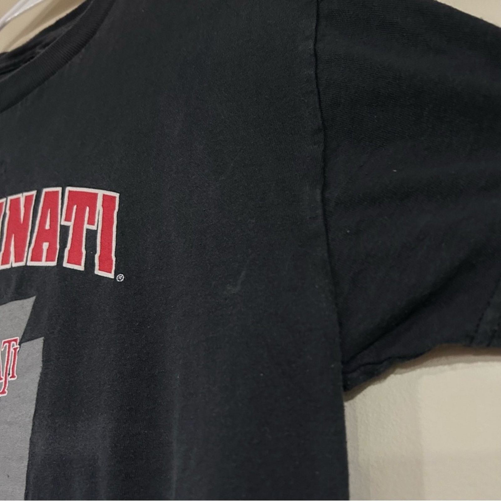 Other Vintage 1997 Cincinnati Bearcats Shirt Size US M / EU 48-50 / 2 - 3 Thumbnail