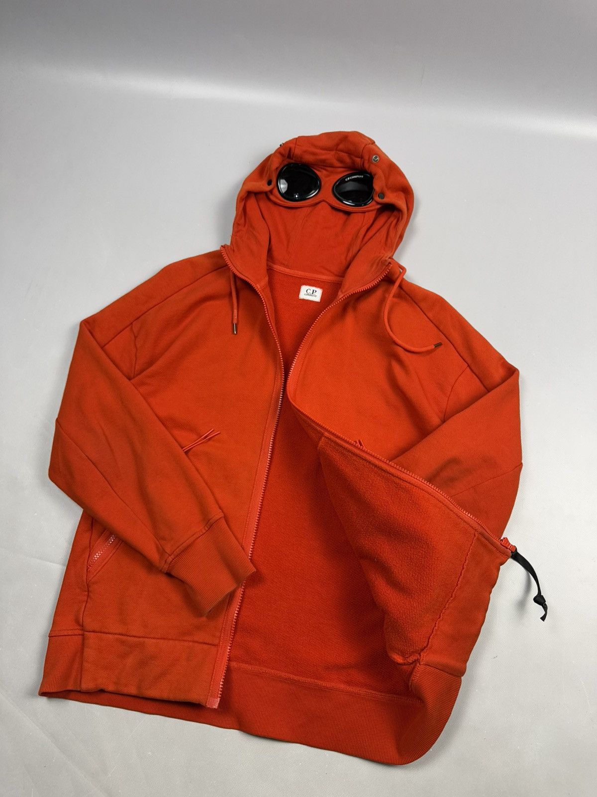 C.P. Company C.P. company google jacket red size M Size US M / EU 48-50 / 2 - 8 Thumbnail