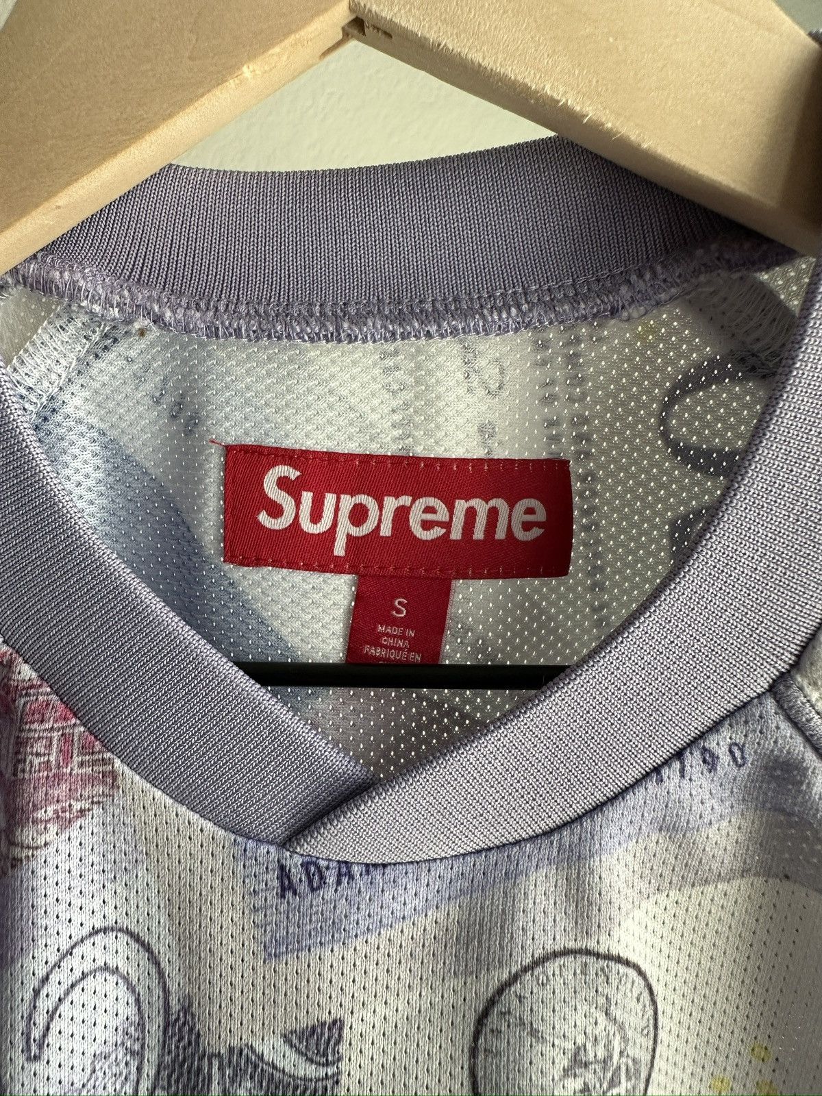 Supreme Pounds Soccer Jersey White Size US S / EU 44-46 / 1 - 7 Thumbnail