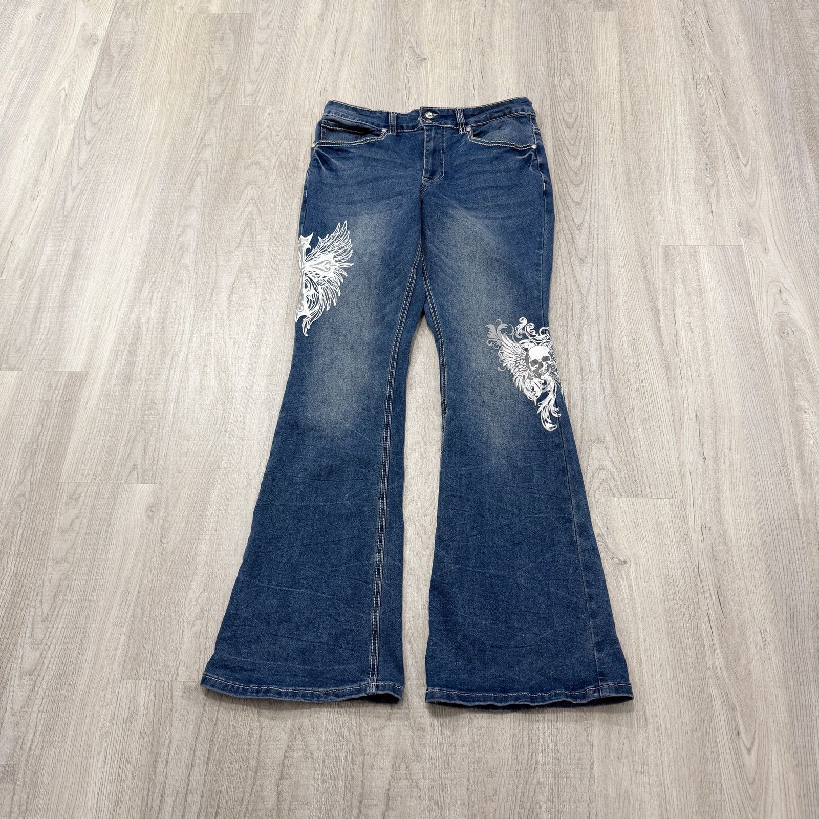 Vintage Hot Topic Cross Skull Wings Rhinestone Flare Denim Pants 13 Size 30" / US 8 / IT 44 - 1 Thumbnail
