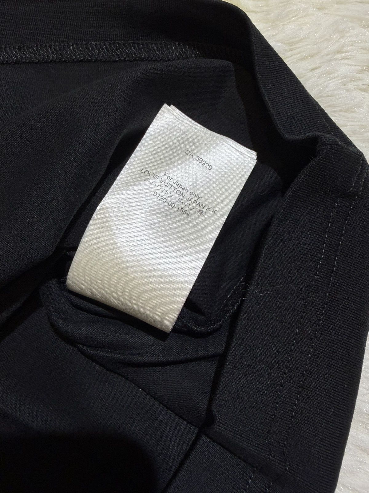 Louis Vuitton Louis vuitton black t shirt Size US S / EU 44-46 / 1 - 12 Thumbnail